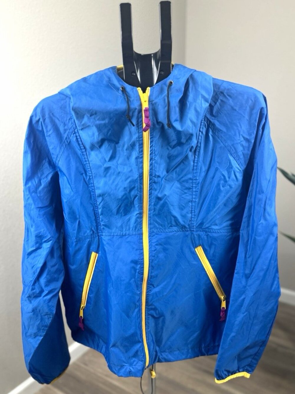 Vintage Sierra Designs Windbreaker Jacket L Blue Yellow Hooded Nylon